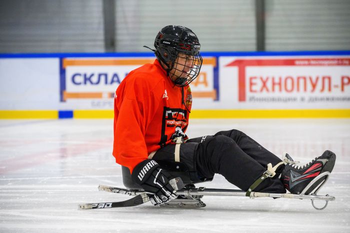 Тренировки подмосковной следж-хоккейной команды «Гвардия» в Балашихе
