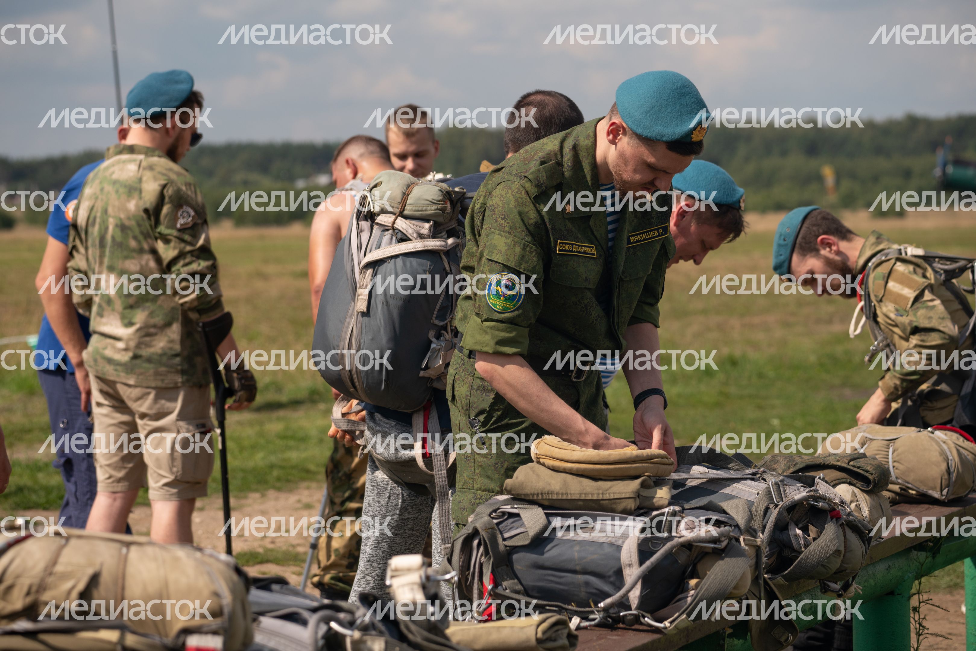 Чехов. День ВДВ на аэродроме ДОСААФ