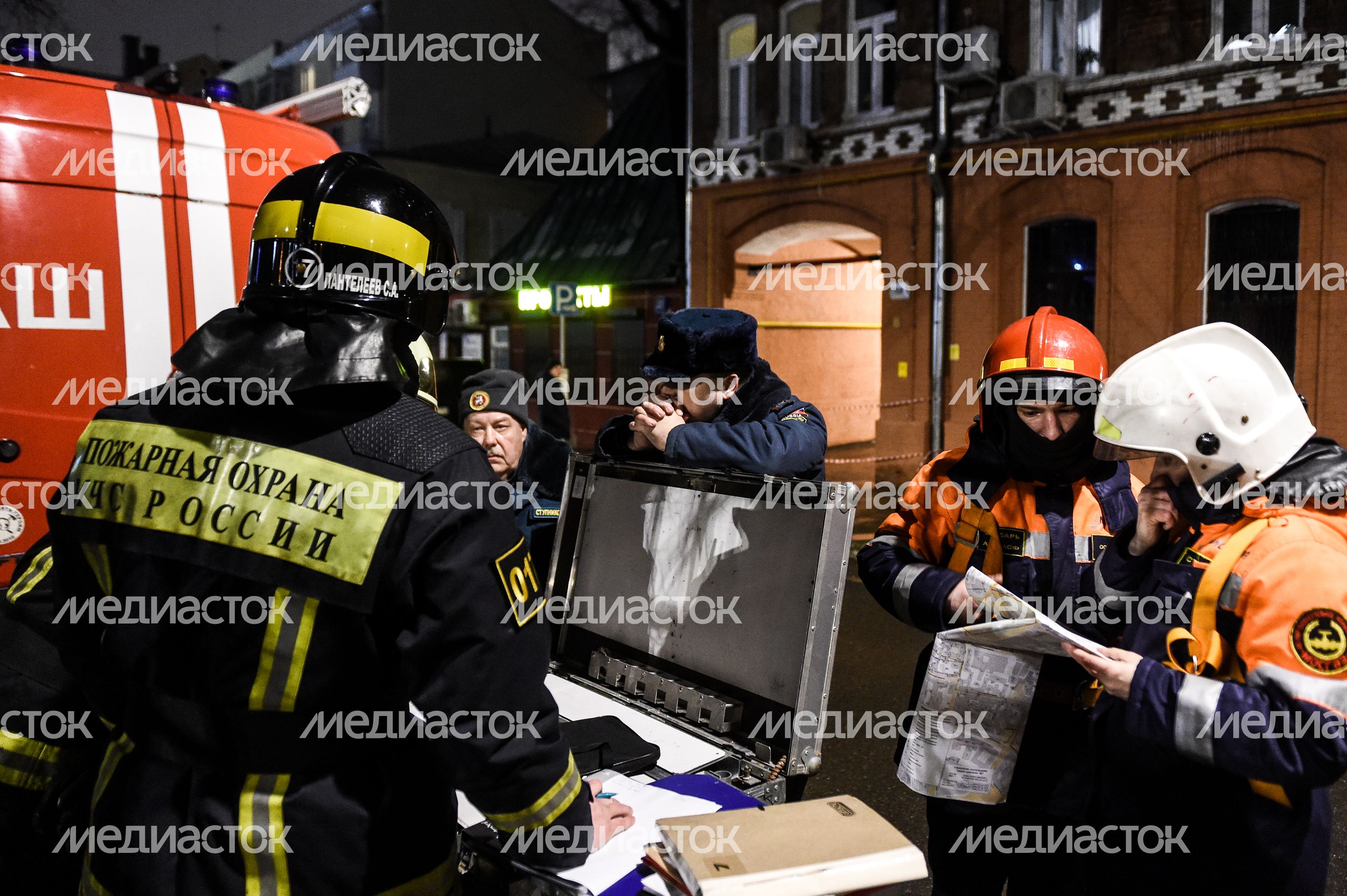 Обрушение кровли реконструируемого здания центре Москвы