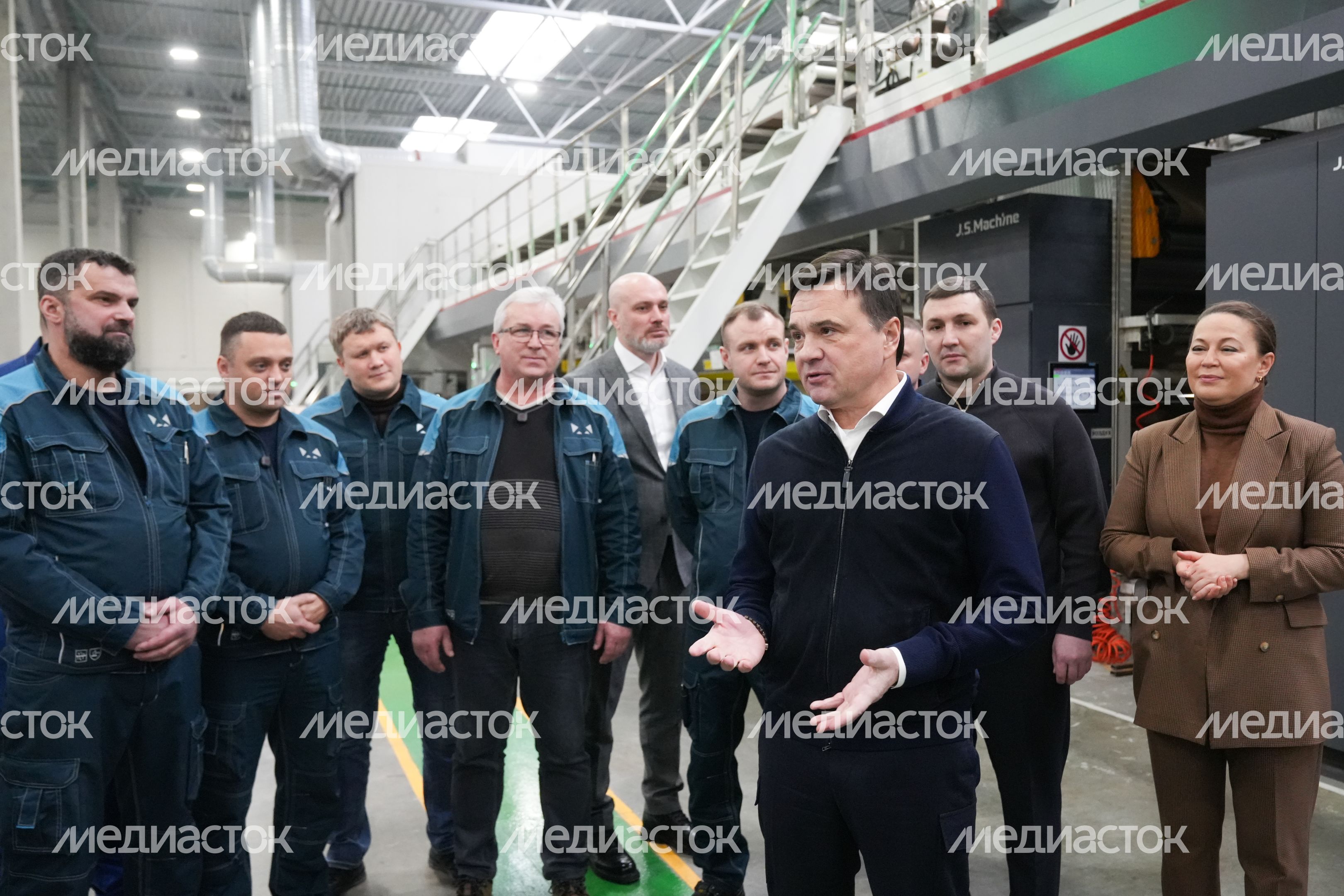 Андрей Воробьев посетил завод "Л-Пак" в Кашире Андрей Воробьев посетил завод "Л-Пак" в Кашире