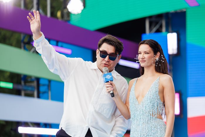 Азамат Мусагалиев и Ида Галич на открытии VK Fest - 2024 в московских "Лужниках"