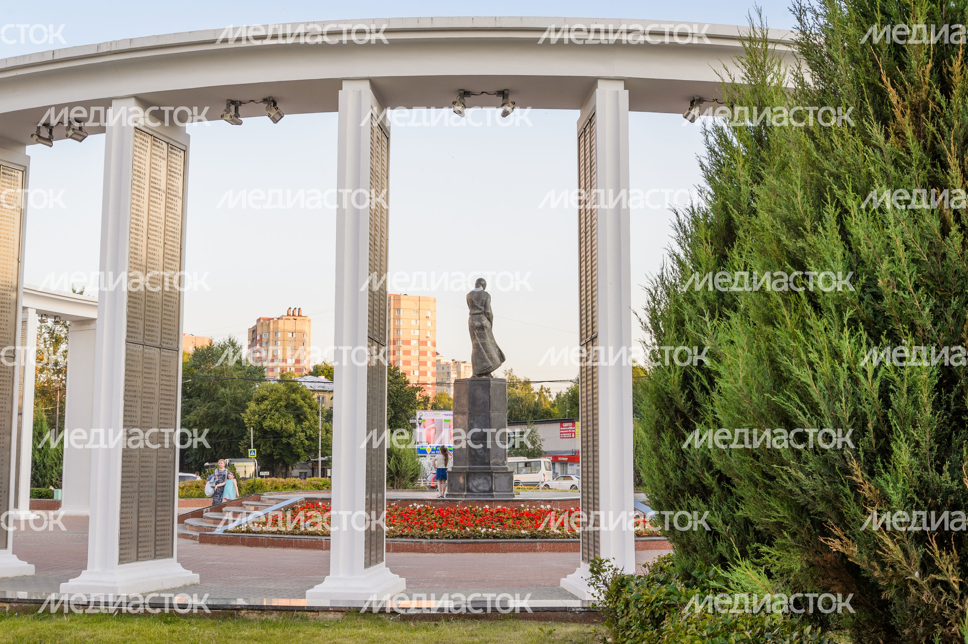 Пушкино. Мемориальный комплекс Память