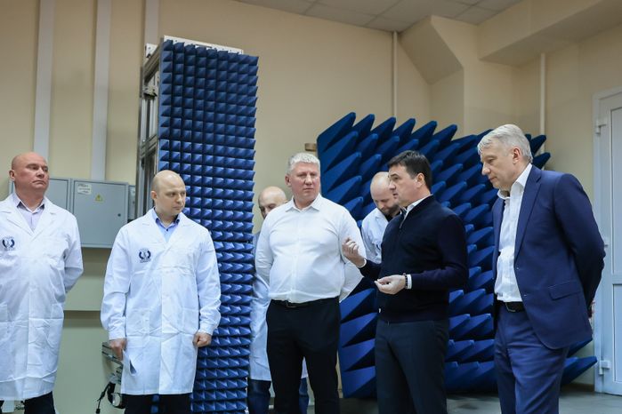 Губернатор на предприятии «ВНИИФТРИ» в Солнечногорске​