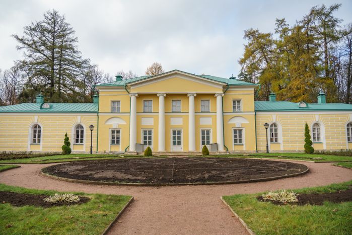 Красногорск. Усадьба Архангельское