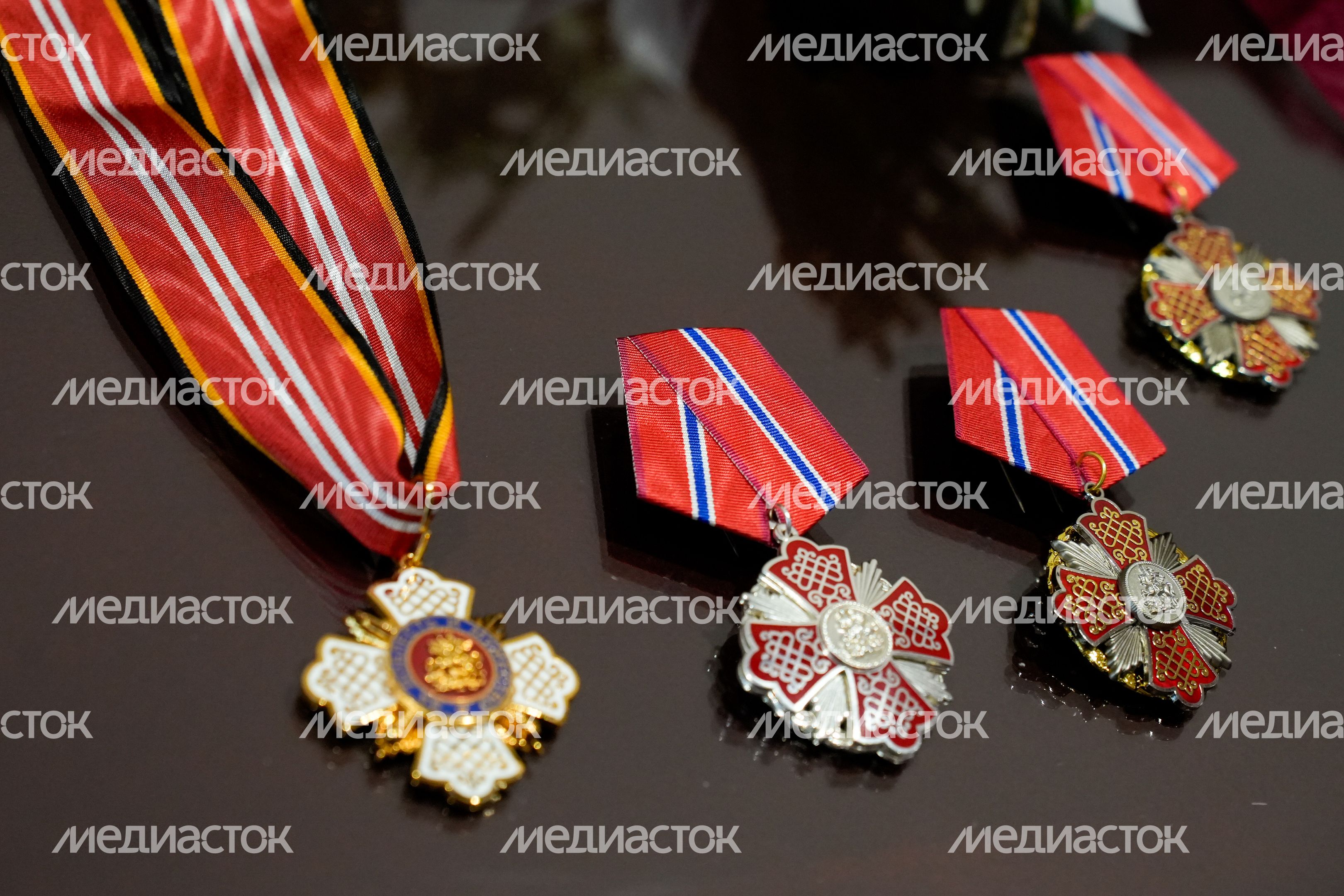 Торжественная церемония вручения федеральных и региональных наград жителям, внесшим вклад в развитие Подмосковья Торжественная церемония вручения федеральных и региональных наград жителям, внесшим вклад в развитие Подмосковья