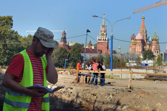 Археологи обнаружили древнейшую улицу Москвы в Зарядье
