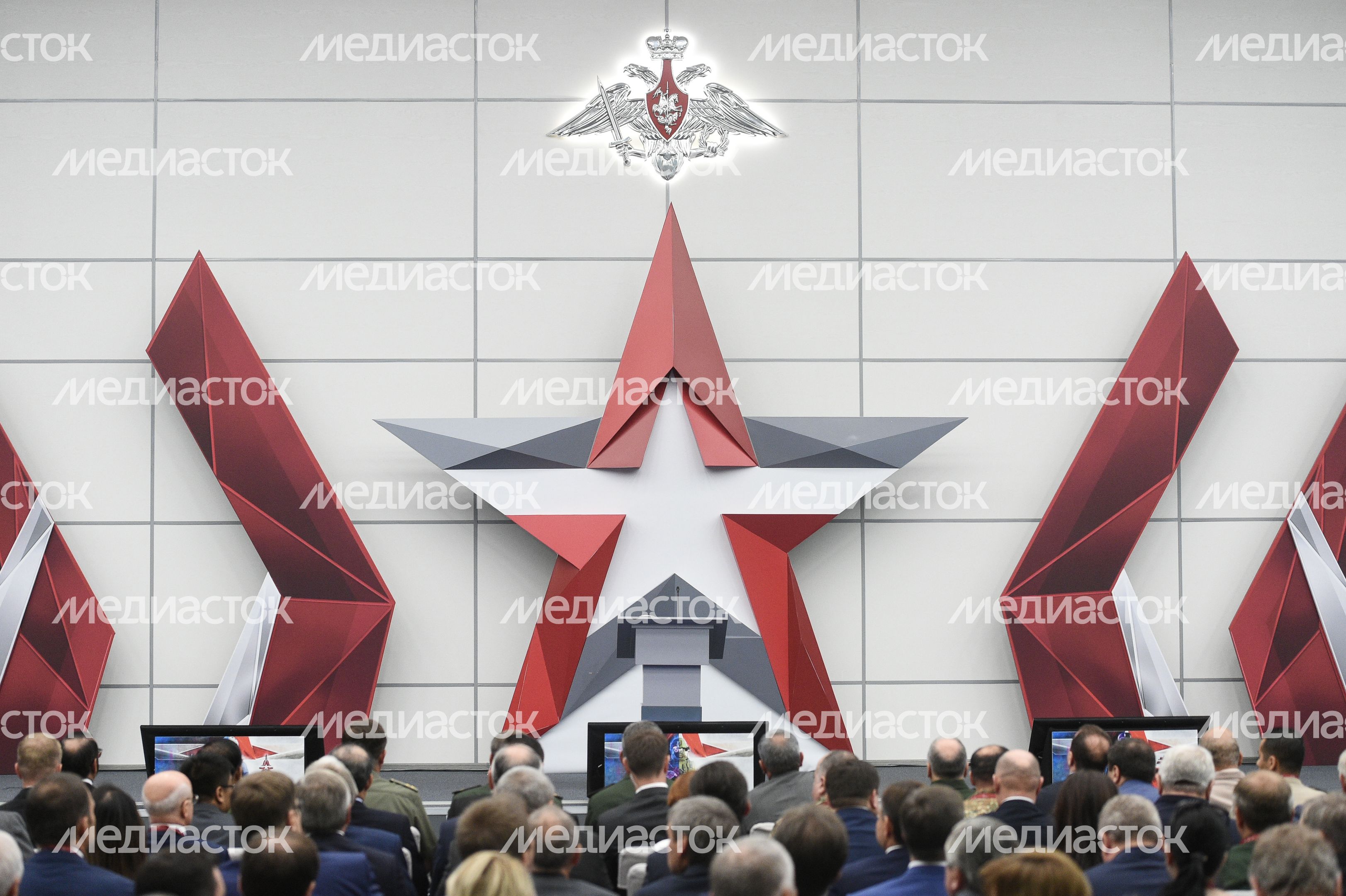 Открытие Международного форума «Армия‑2018» в Подмосковье