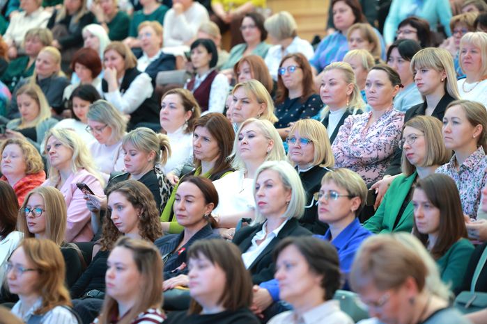 Фестиваль педагогических практик "Цифровая матрешка" в гимназии им. М.Е. Примакова
