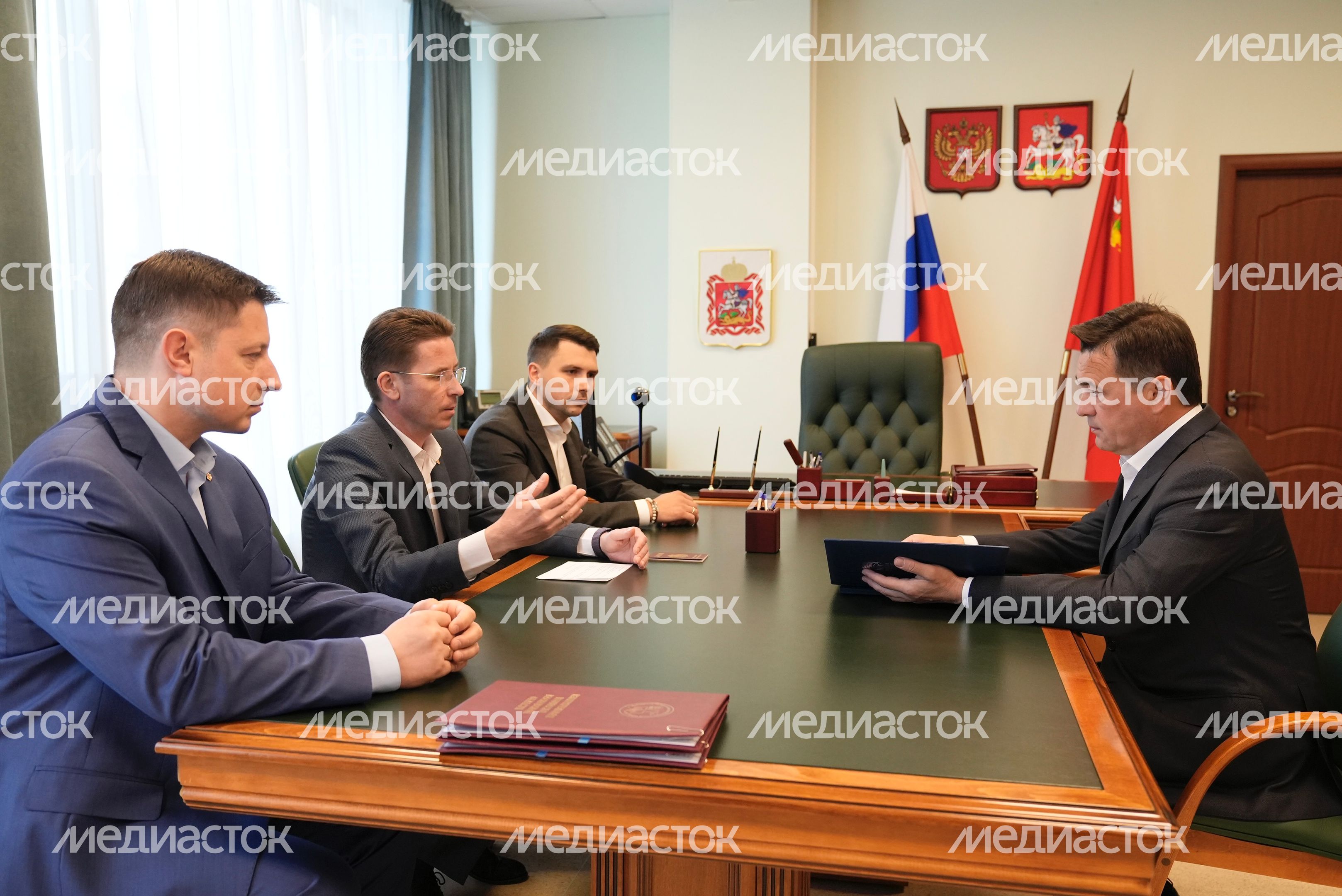 Подача документов Губернатора Андрея Воробьева на участие в выборах
