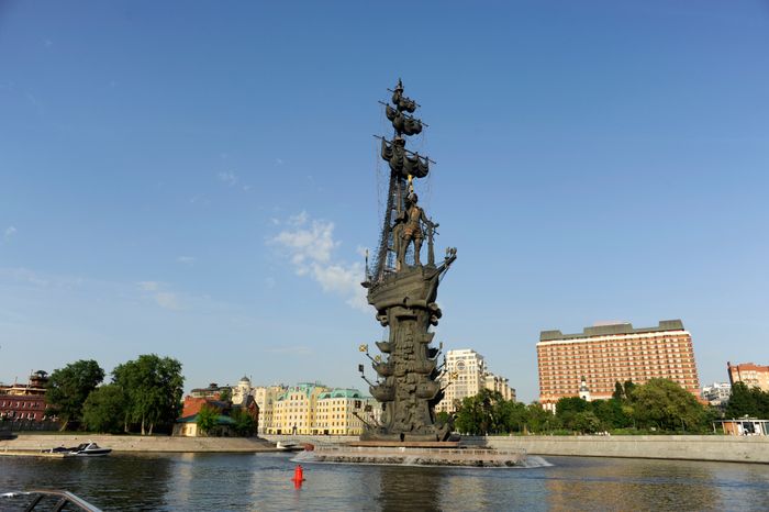 Памятник Петру I в Москве