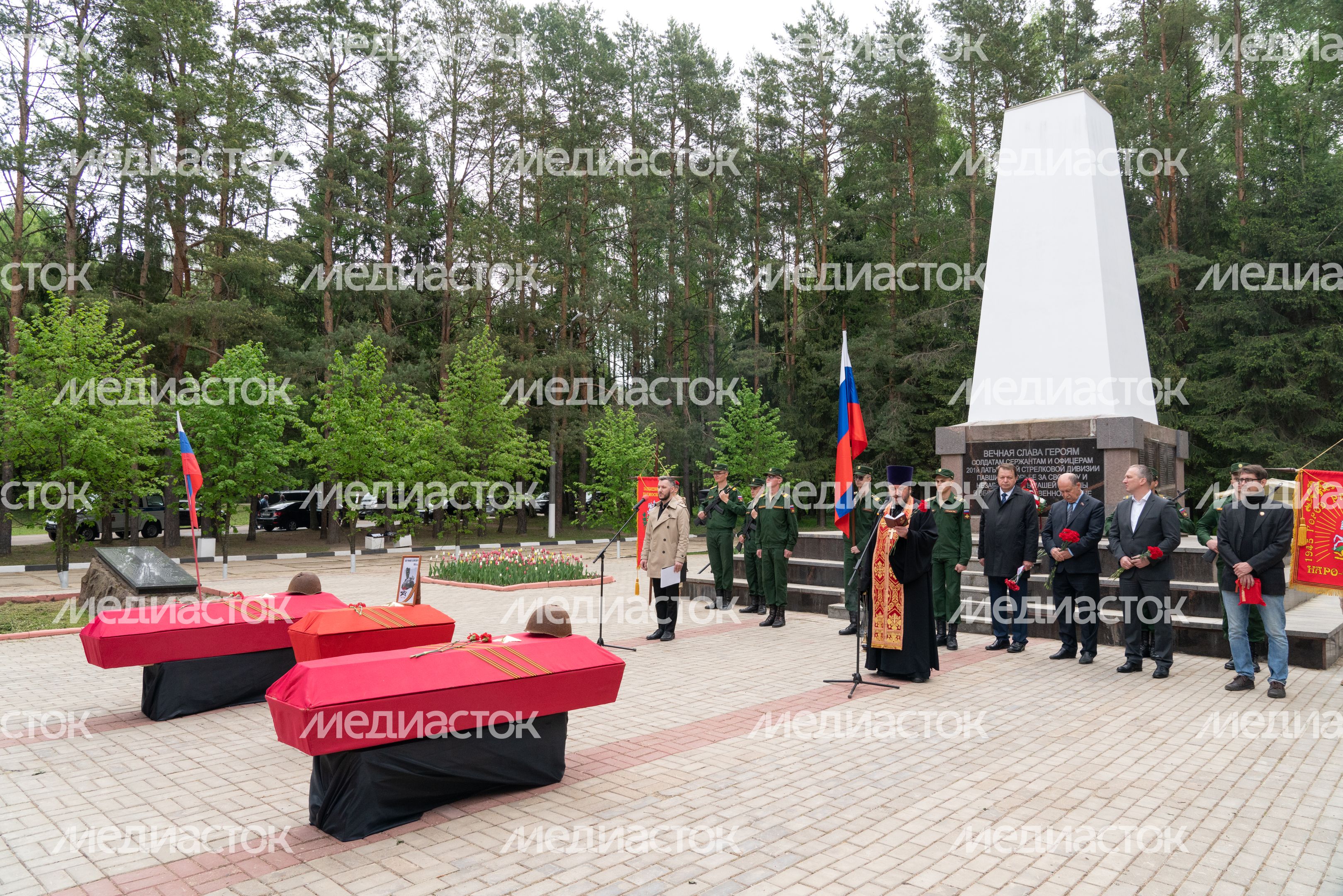 Мемориал латышской дивизии. Перезахоронение бойцов ВОВ Мемориал латышской дивизии. Перезахоронение бойцов ВОВ