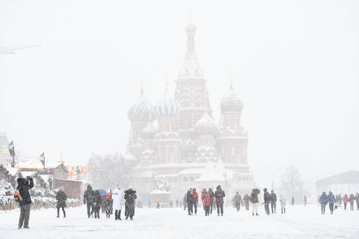 Рекордный снегопад в Москве и Подмосковье