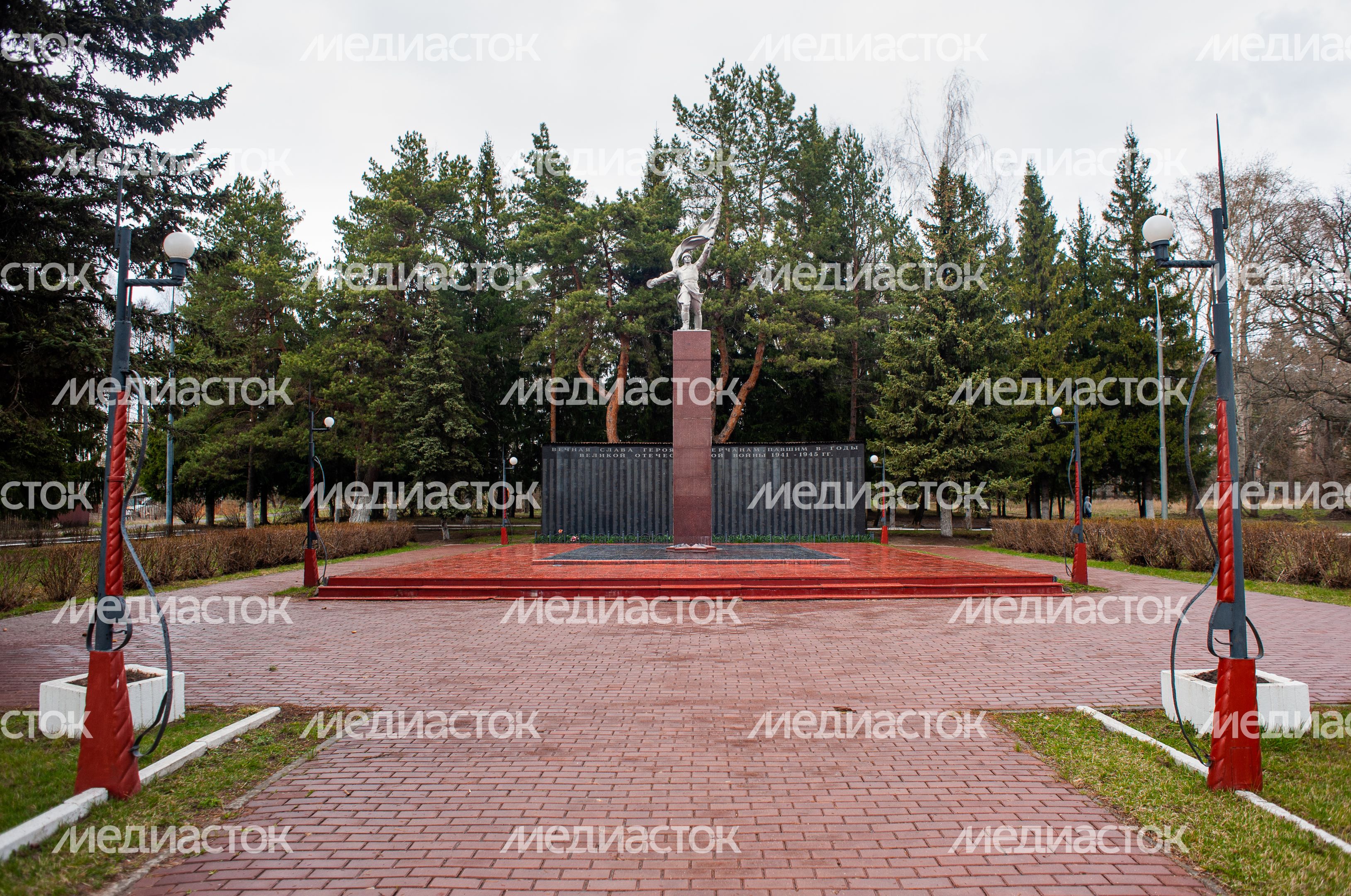 Весенние виды города Озёры