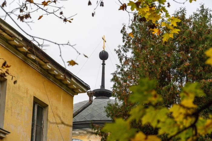 Храм-мавзолей Волконских в усадьбе Суханово Ленинского округа