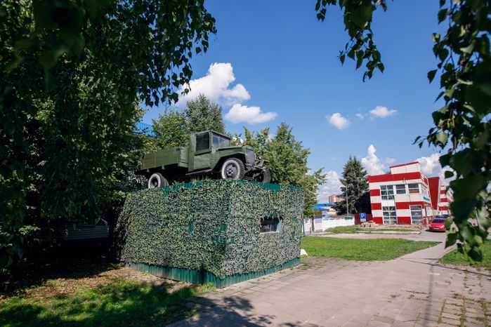 Лобня. Памятник «Полуторка». Автомобиль ЗиС-5_010823_4.JPG
