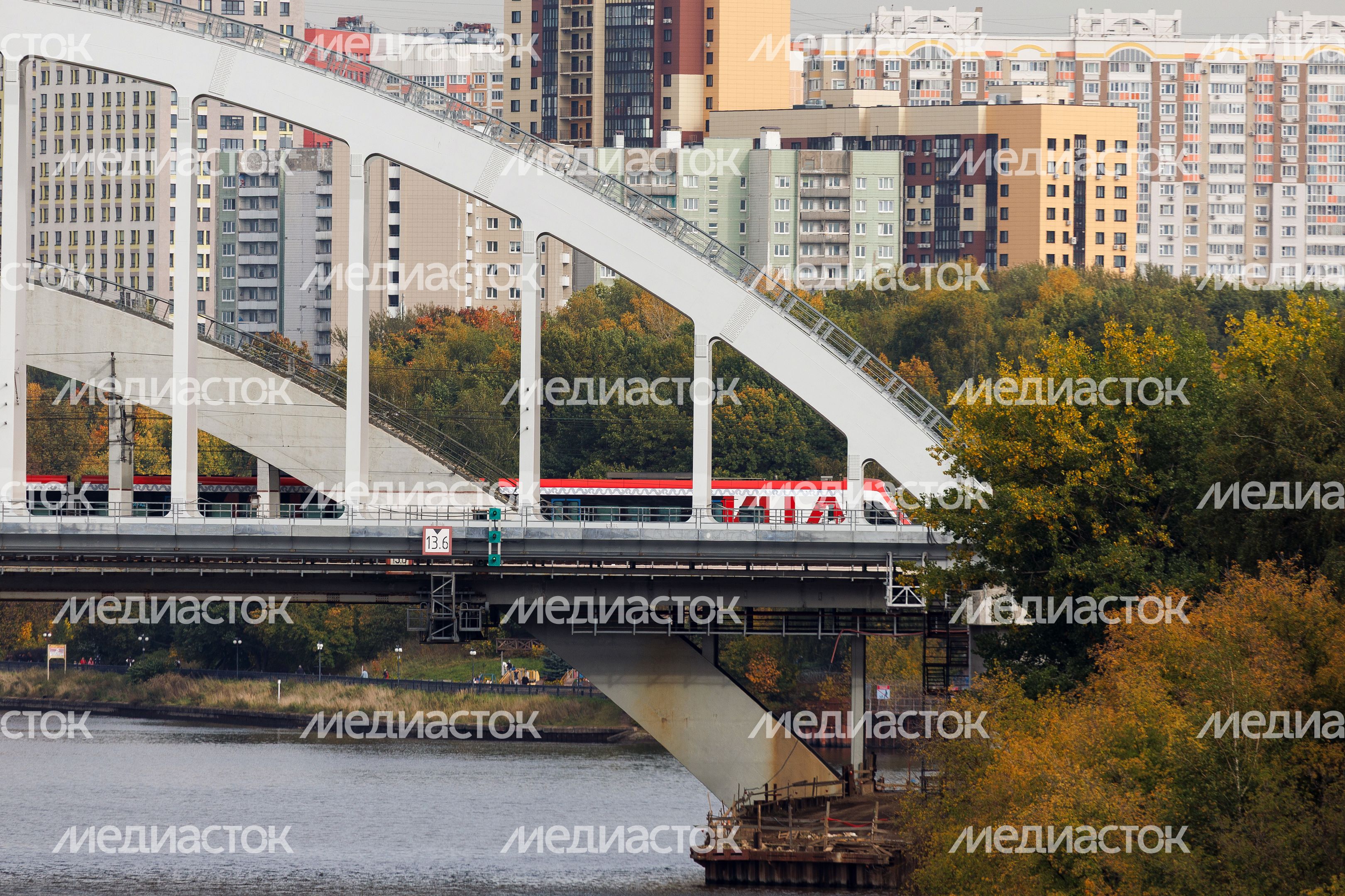 Химкинский железнодорожный мост через Москву-реку Химкинский железнодорожный мост через Москву-реку