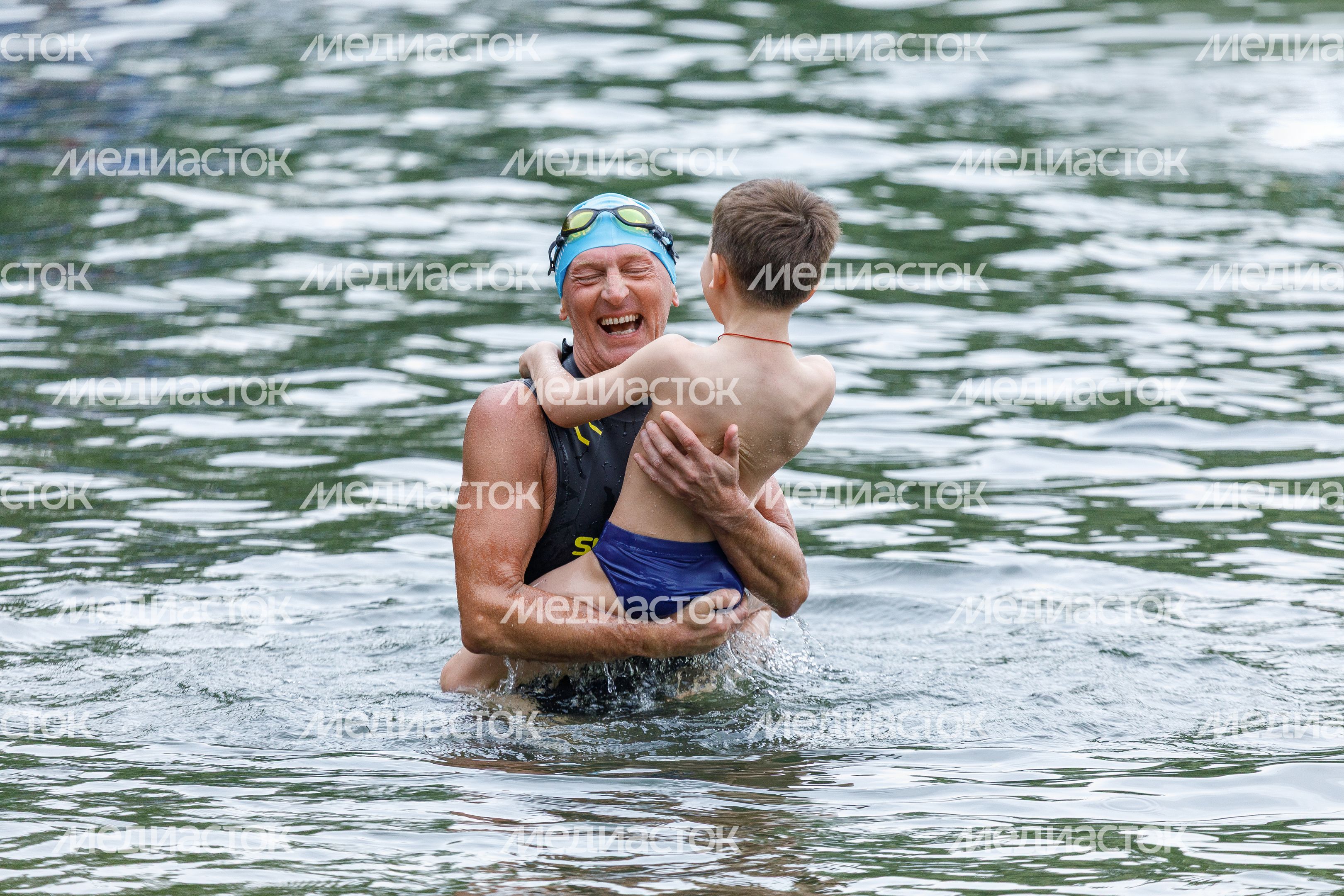 Заплыв на открытой воде Swimcup на Кореневском карьере в Люберцах