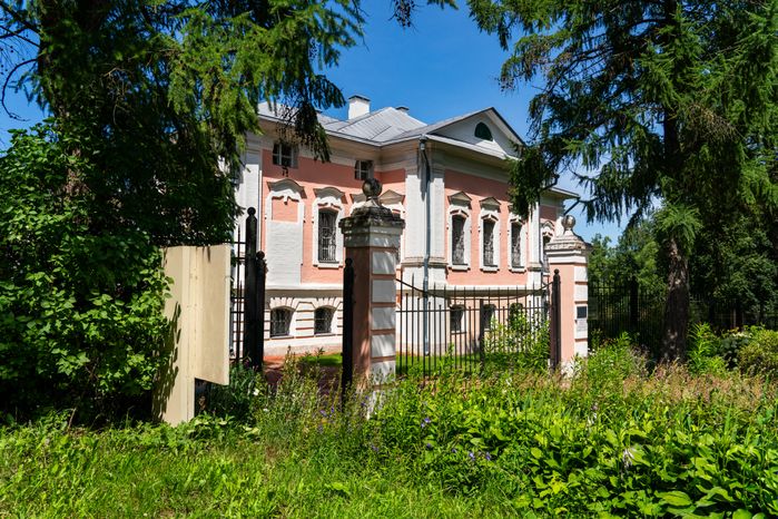Усадьба Лопасня-Зачатьевское в округе Чехов