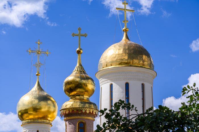 Солнечная Свято-Троицкая Сергиева лавра