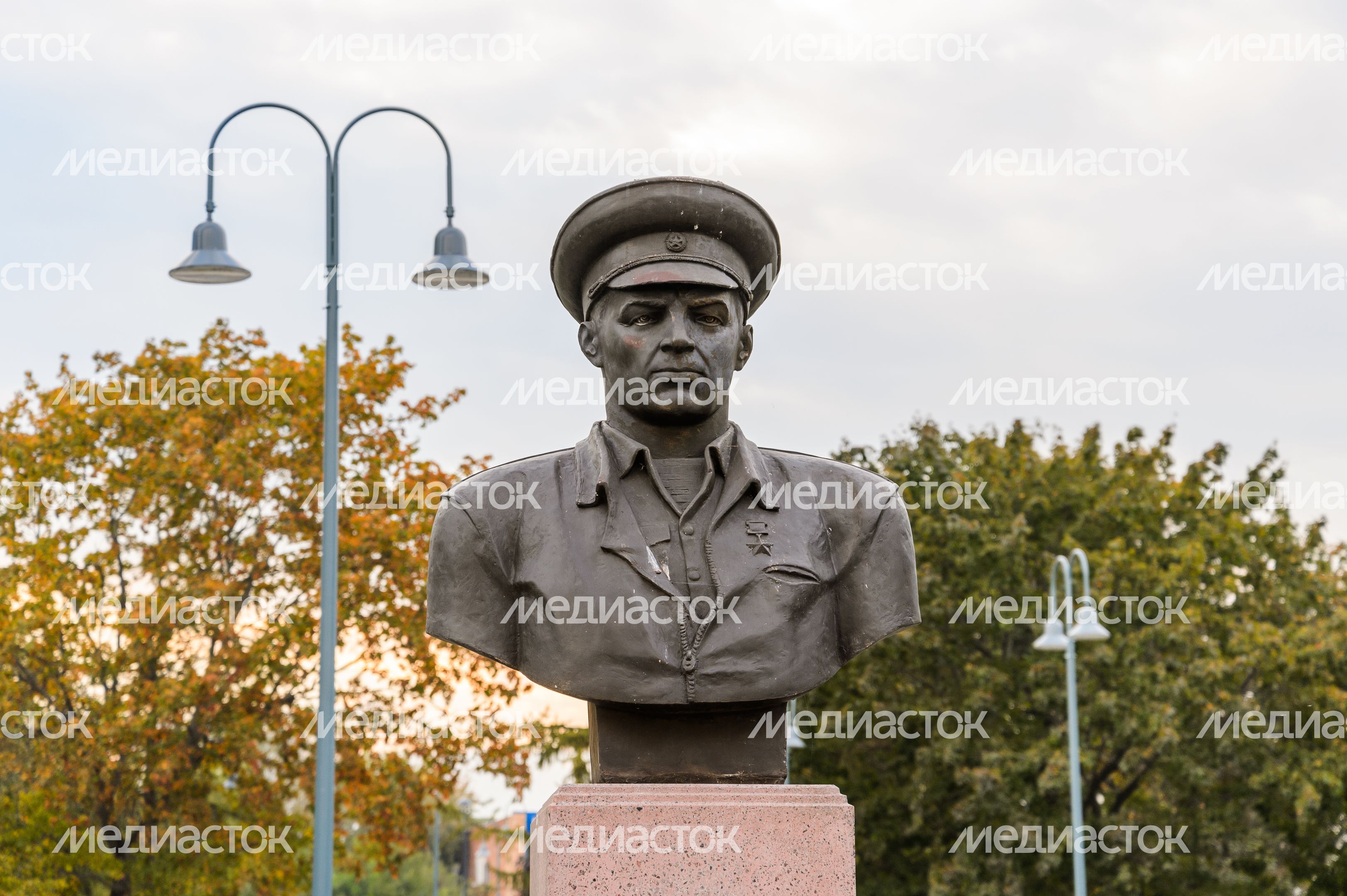 Бронницы. Бюст В.Ф. Маргелова Бронницы. Бюст В.Ф. Маргелова