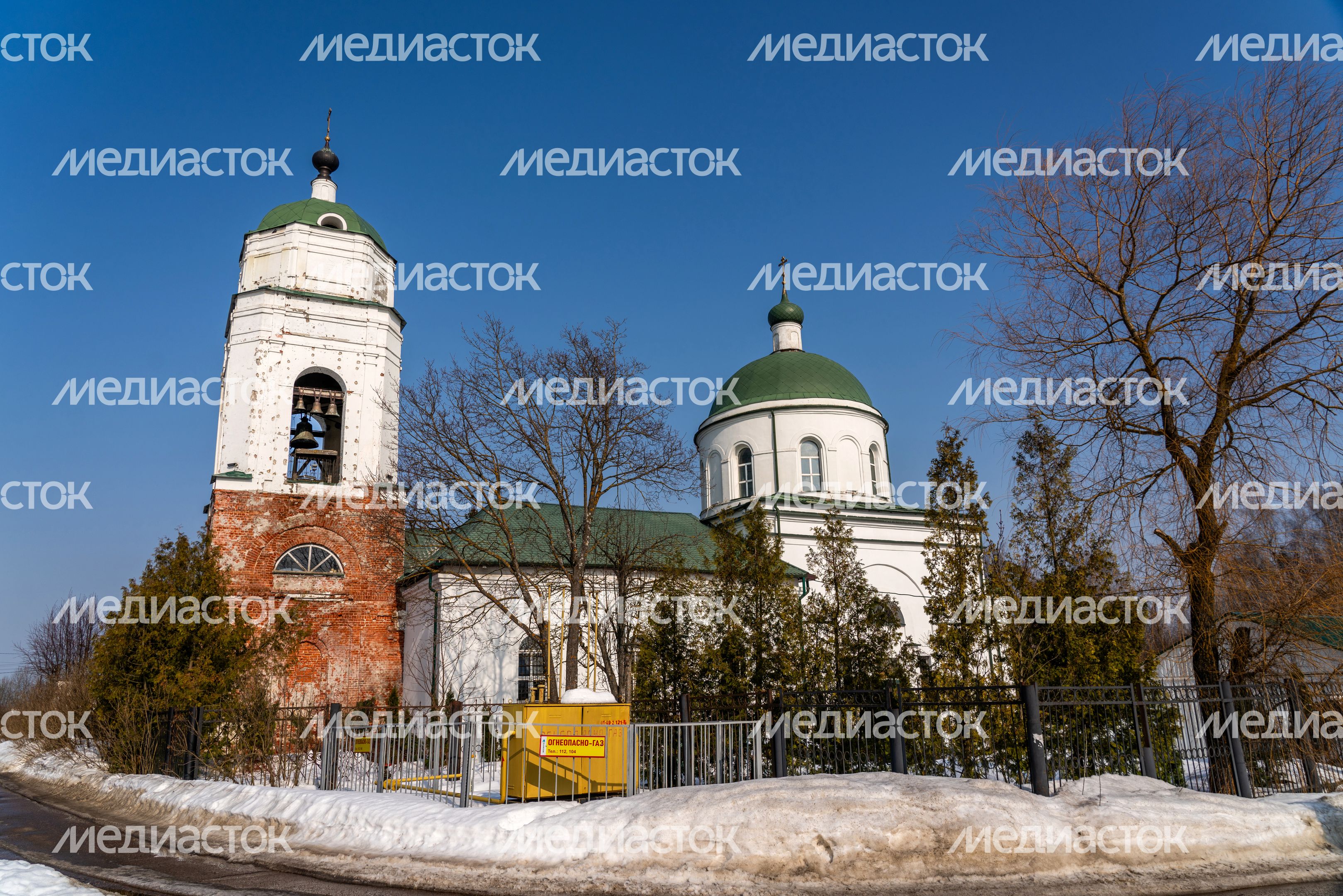 Церковь Троицы Живоначальной (Троицкий храм) в деревне Троице-Сельцо округа Мытищи Церковь Троицы Живоначальной (Троицкий храм) в деревне Троице-Сельцо округа Мытищи