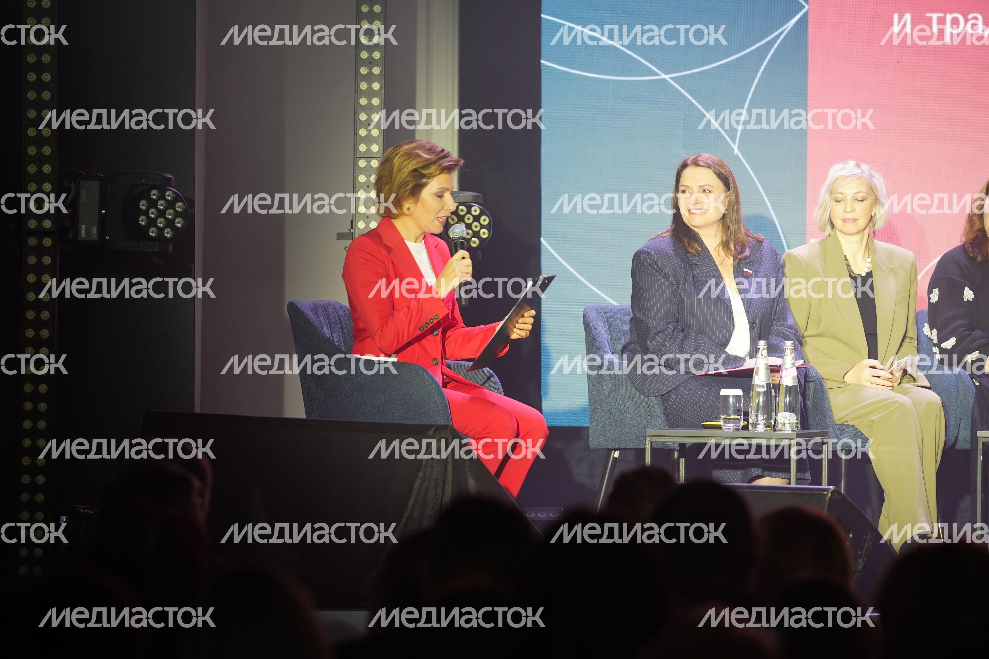 Первый российский форум "Культура. Традиции. Наследие" прошел в Москве Первый российский форум "Культура. Традиции. Наследие" прошел в Москве