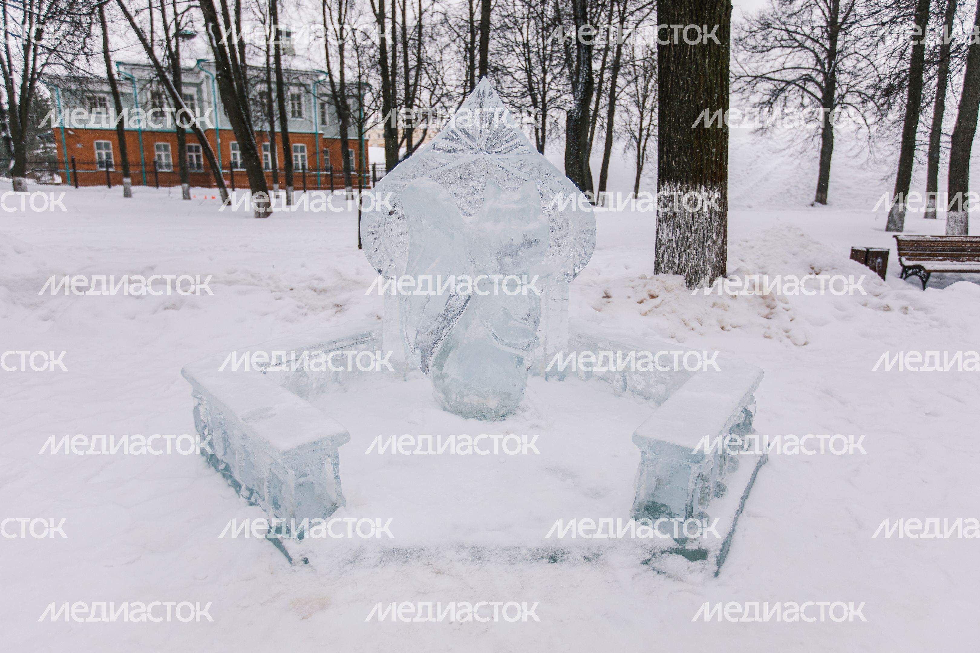 Дмитров. Ледяные скульптуры на Исторической площади Дмитров. Ледяные скульптуры на Исторической площади