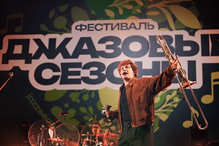 Группа Uma2rman на фестивале «Джазовые сезоны» в музее-заповеднике «Архангельское» округа Красногорск