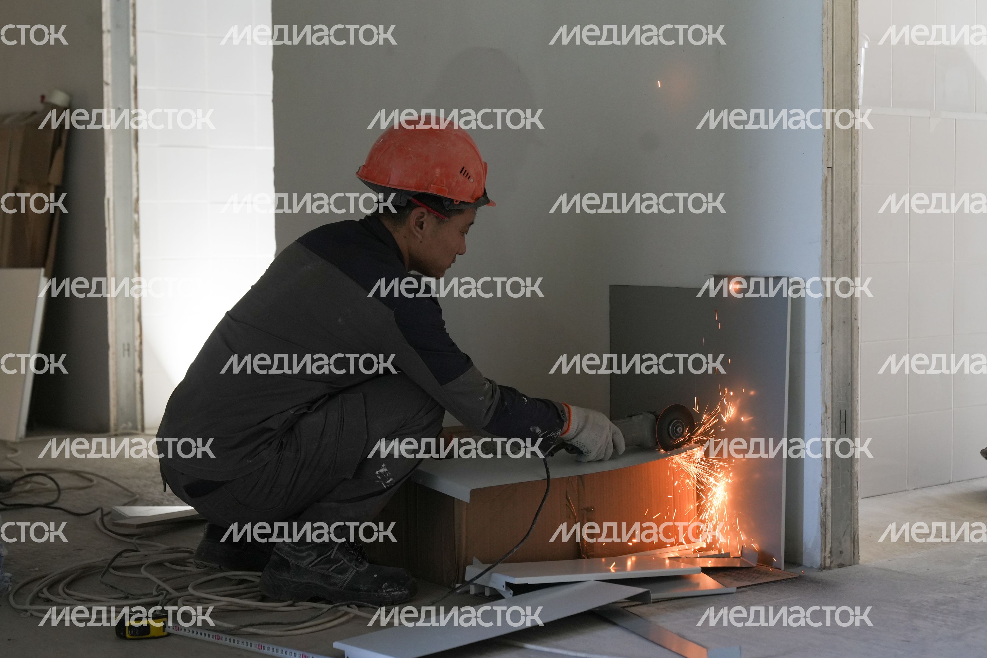Строительство поликлиники на 540 посещений в смену в ЖК "Томилино парк" Строительство поликлиники на 540 посещений в смену в ЖК "Томилино парк"