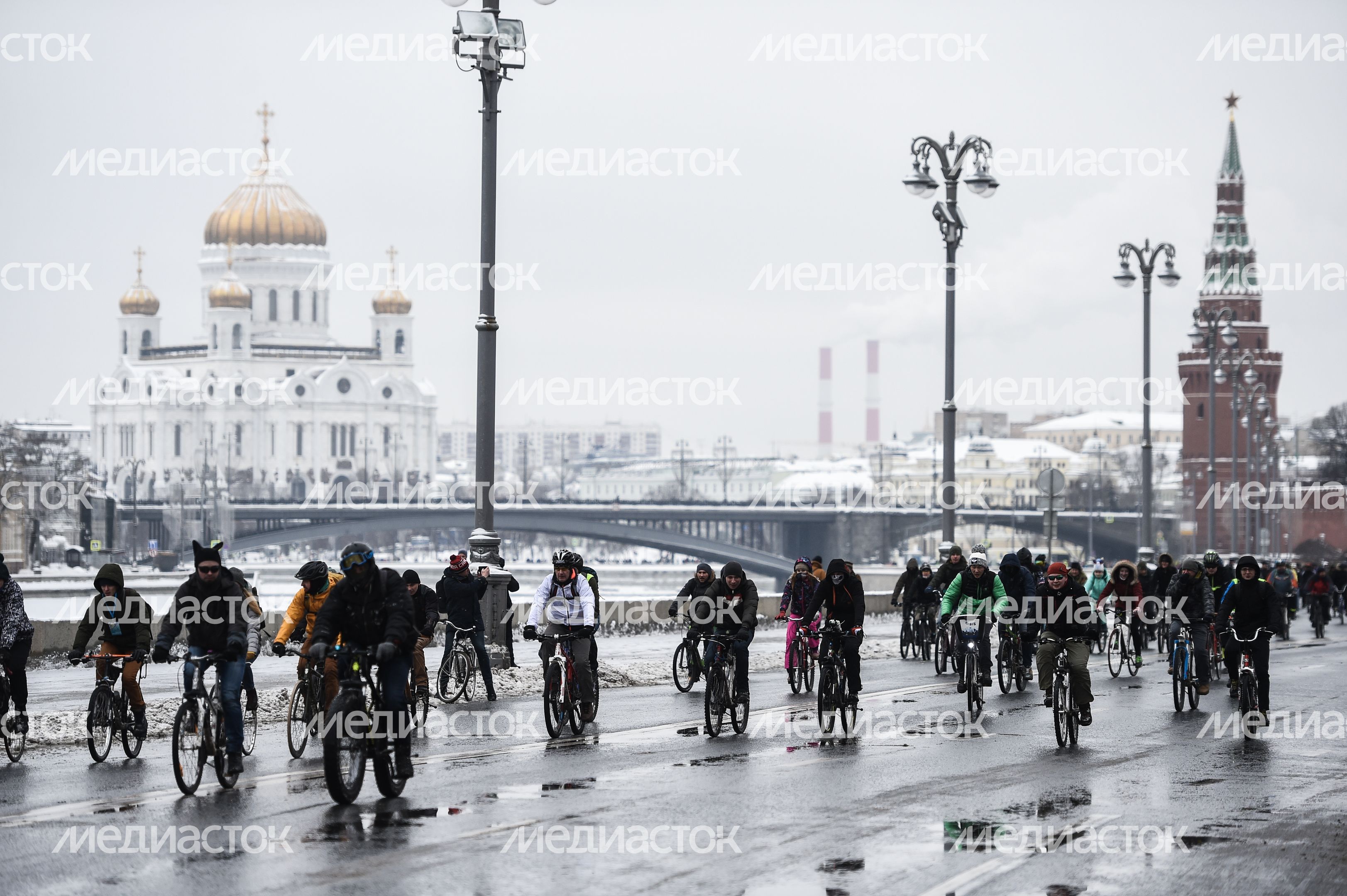 В Москве состоялся 4-й Зимний Велопарад