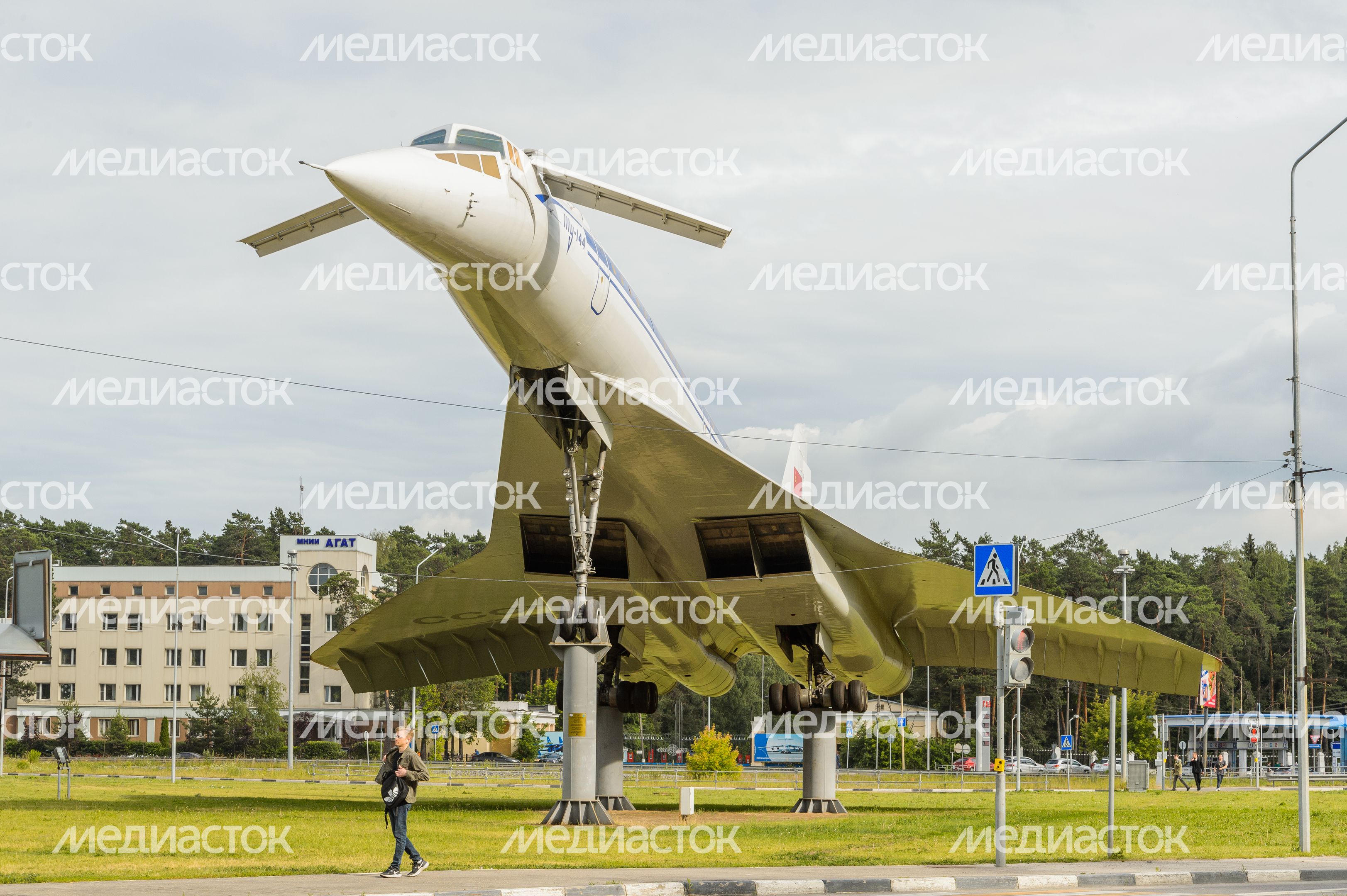 Памятник Ту-144 Памятник Ту-144