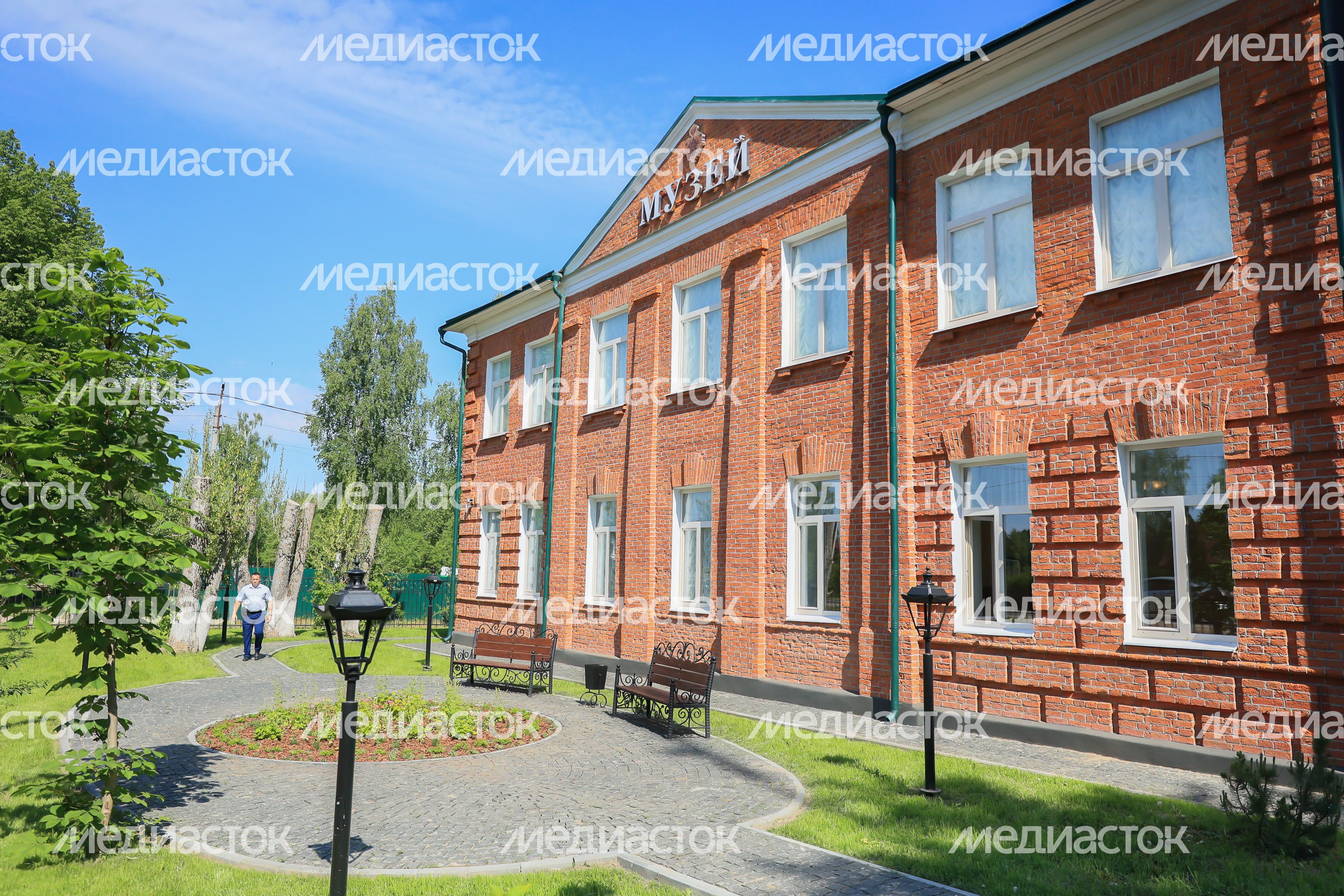 Открытие Губернатором Подмосковья музея в селе Осташево