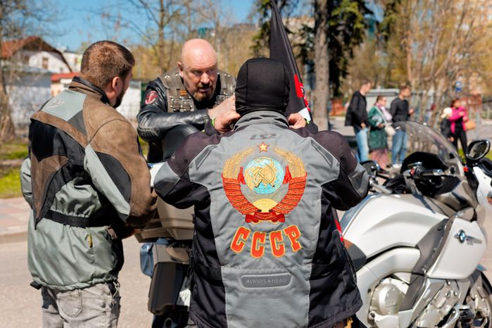 Открытие мотосезона в Одинцовском округе: мотоциклы на дороге