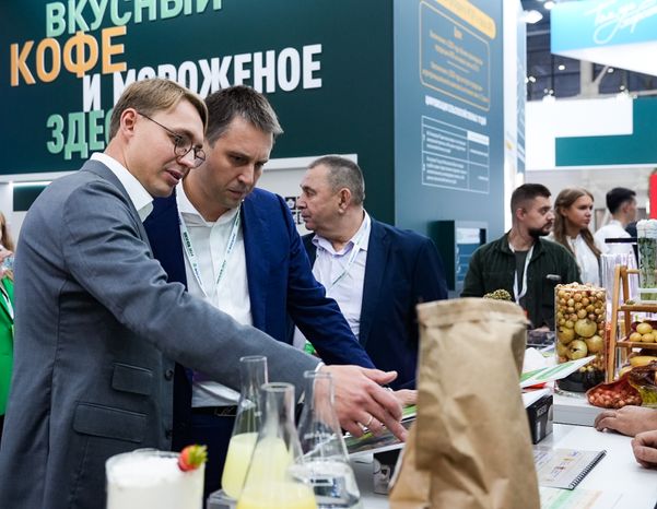 Вячеслав Духин и Сергей Двойных подписали ряд соглашений о реализации в Подмосковье крупных агропромышленных проектов