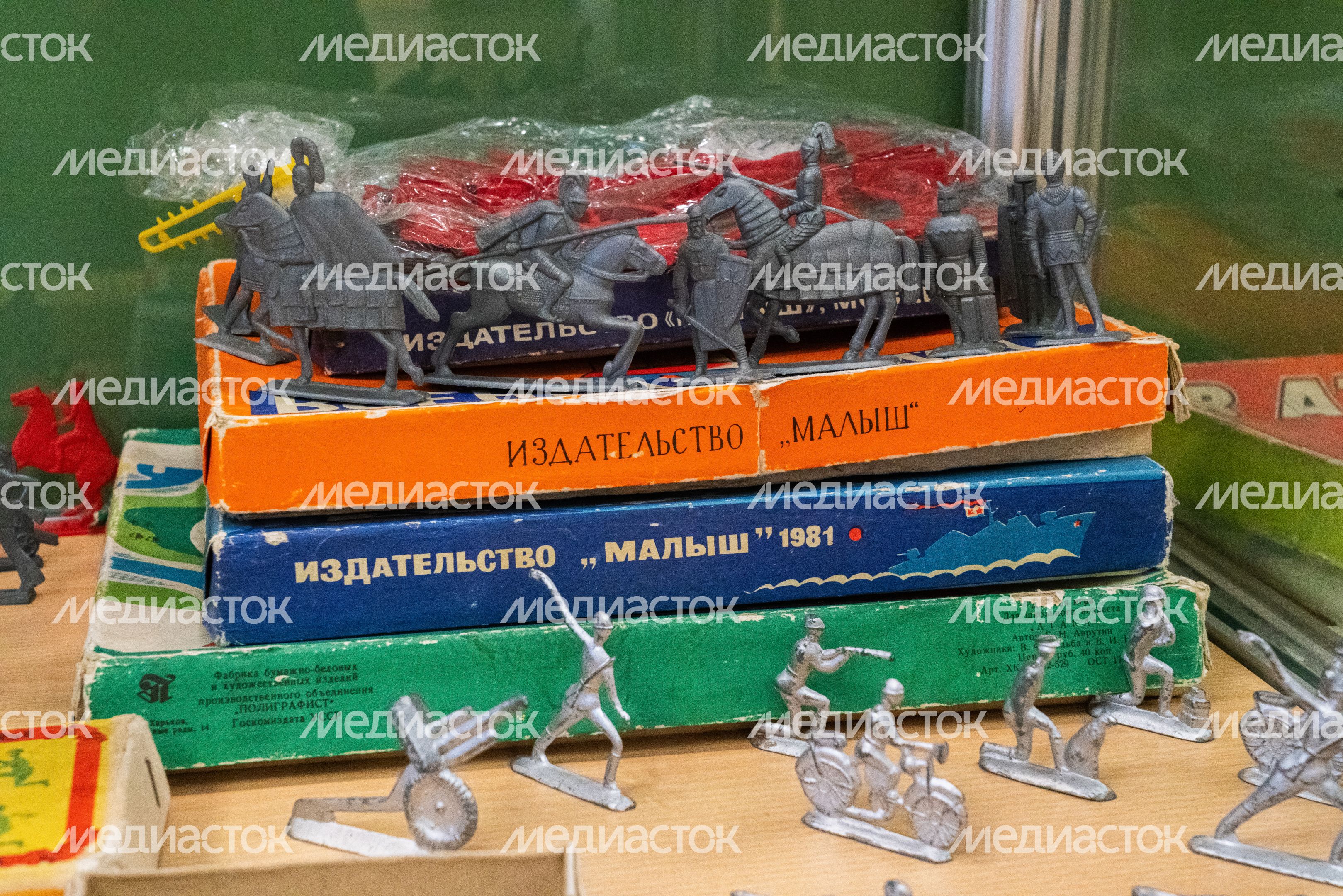V Ежегодная выставка «Миниатюра для творческой молодежи» в Барвихинской школе