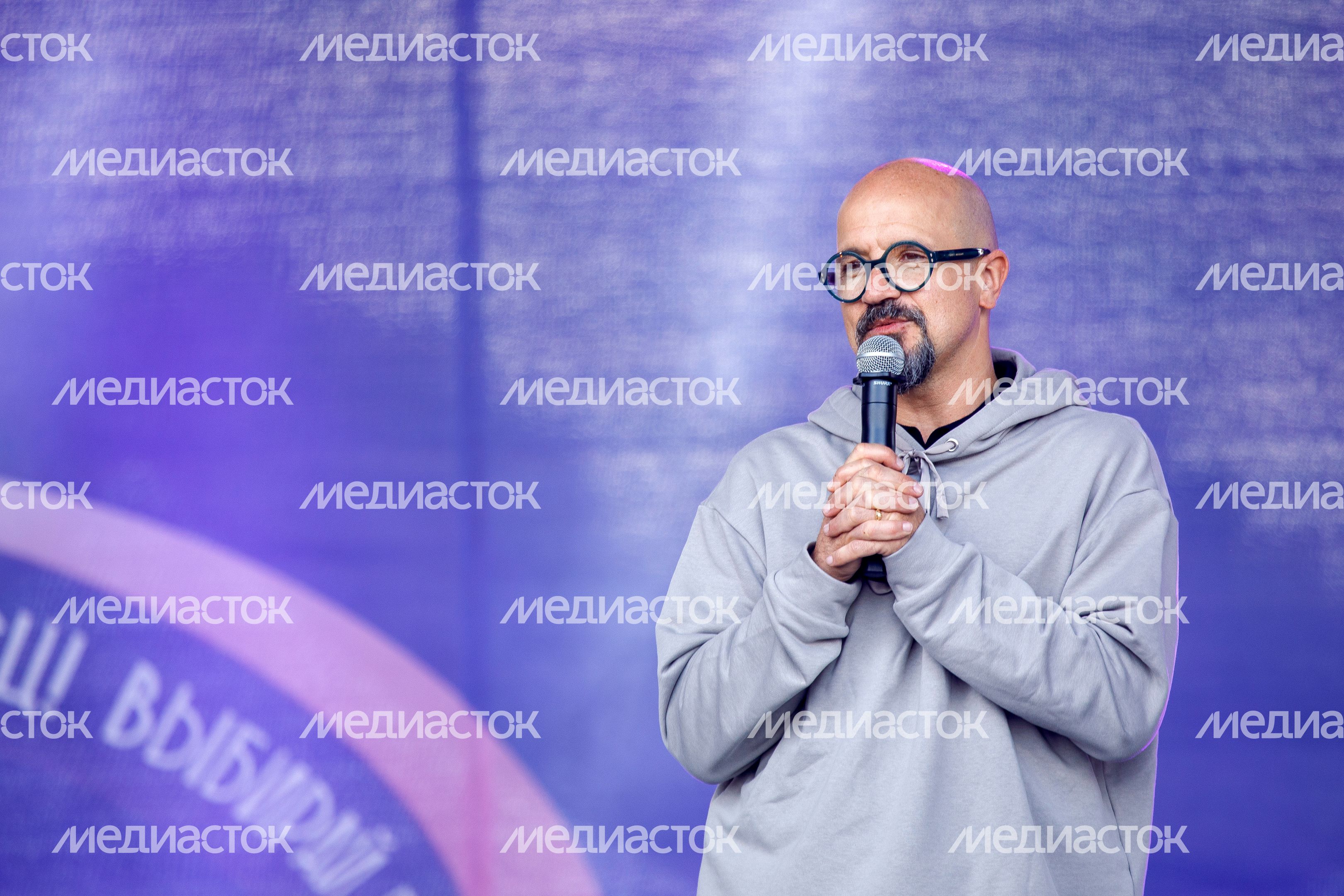 Художественный руководитель проекта «Город танцует в парках» - хореограф Егор Дружинин Художественный руководитель проекта «Город танцует в парках» - хореограф Егор Дружинин