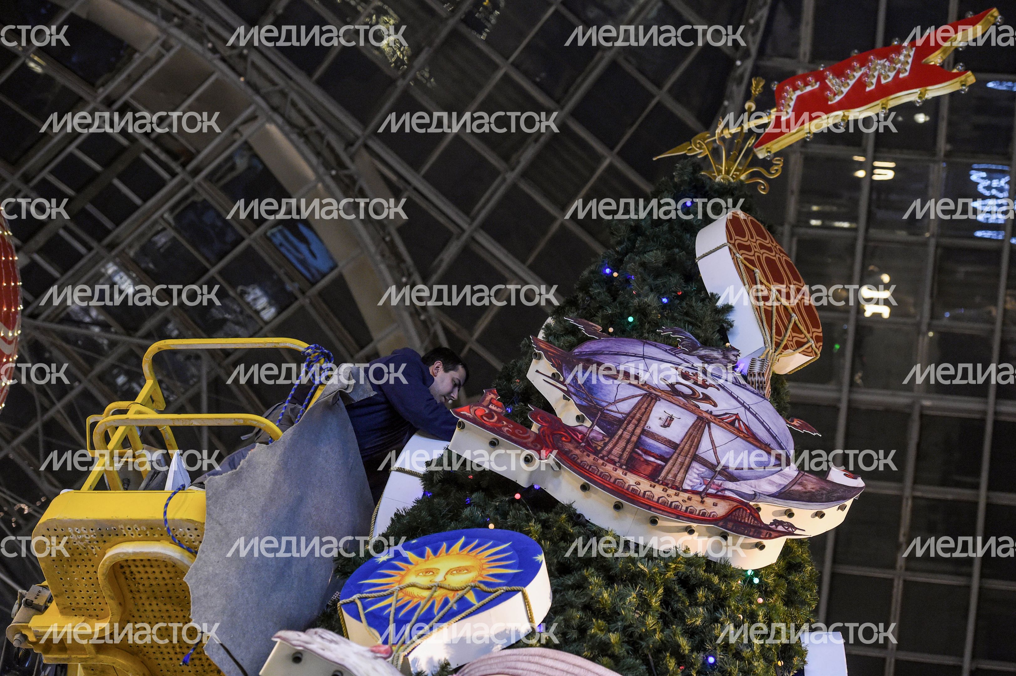 Новогоднее оформление ГУМа к Новому году