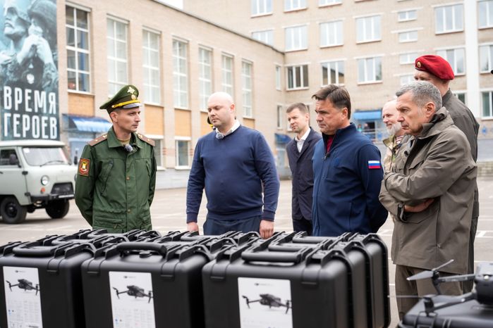 Андрей Воробьев и Владимир Соловьев посетили центр спецподготовки "Витязь" в Балашихе