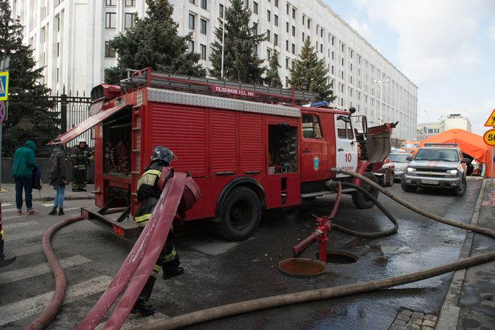 Пожар в здании Минобороны РФ в Москве