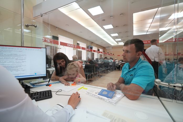 Более 5 тысяч жителей Донбасса и Украины получили помощь в Консультационном центре в Одинцове