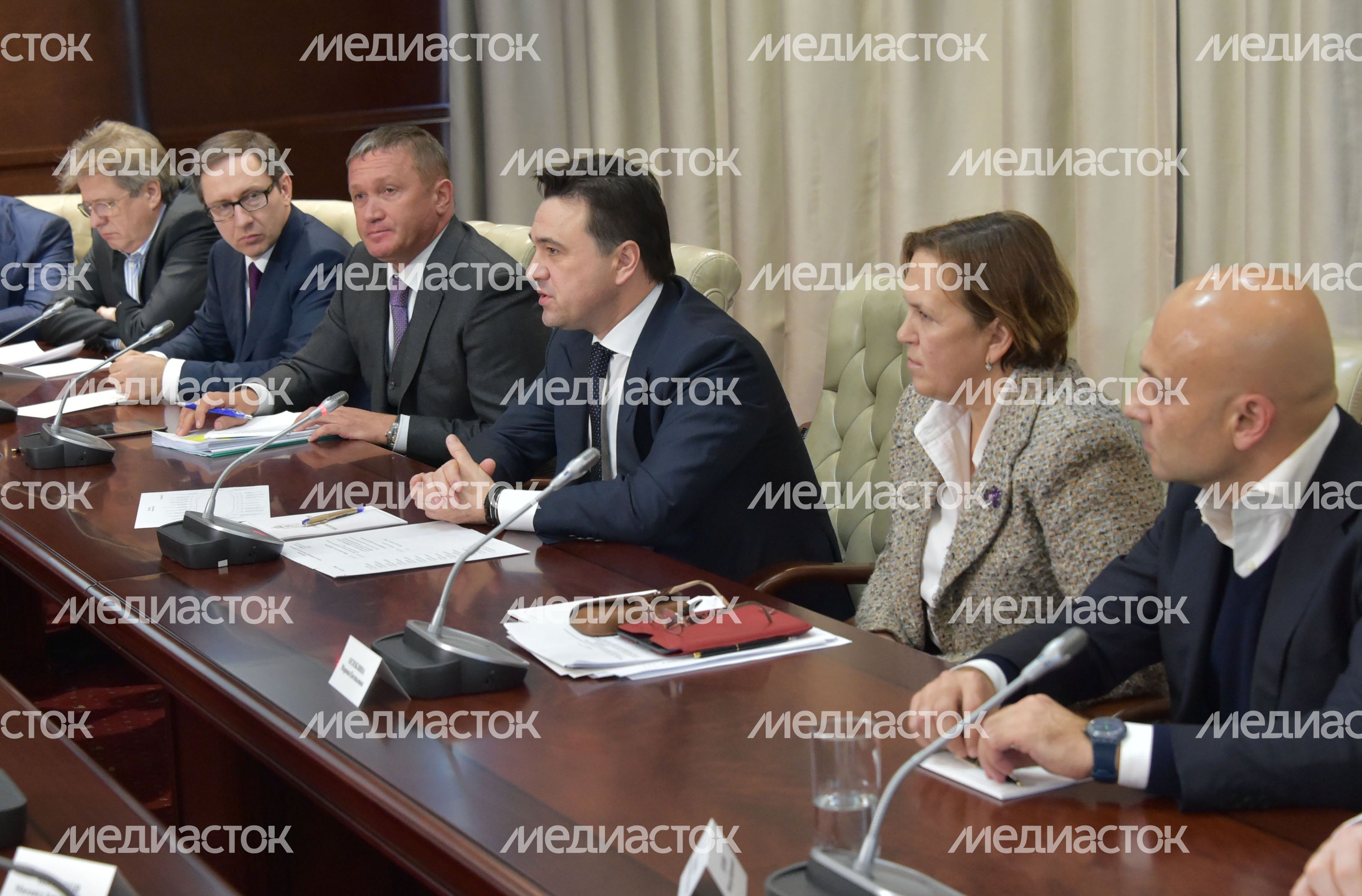 А. Воробьев подписал с застройщиками хартию о сотрудничестве
