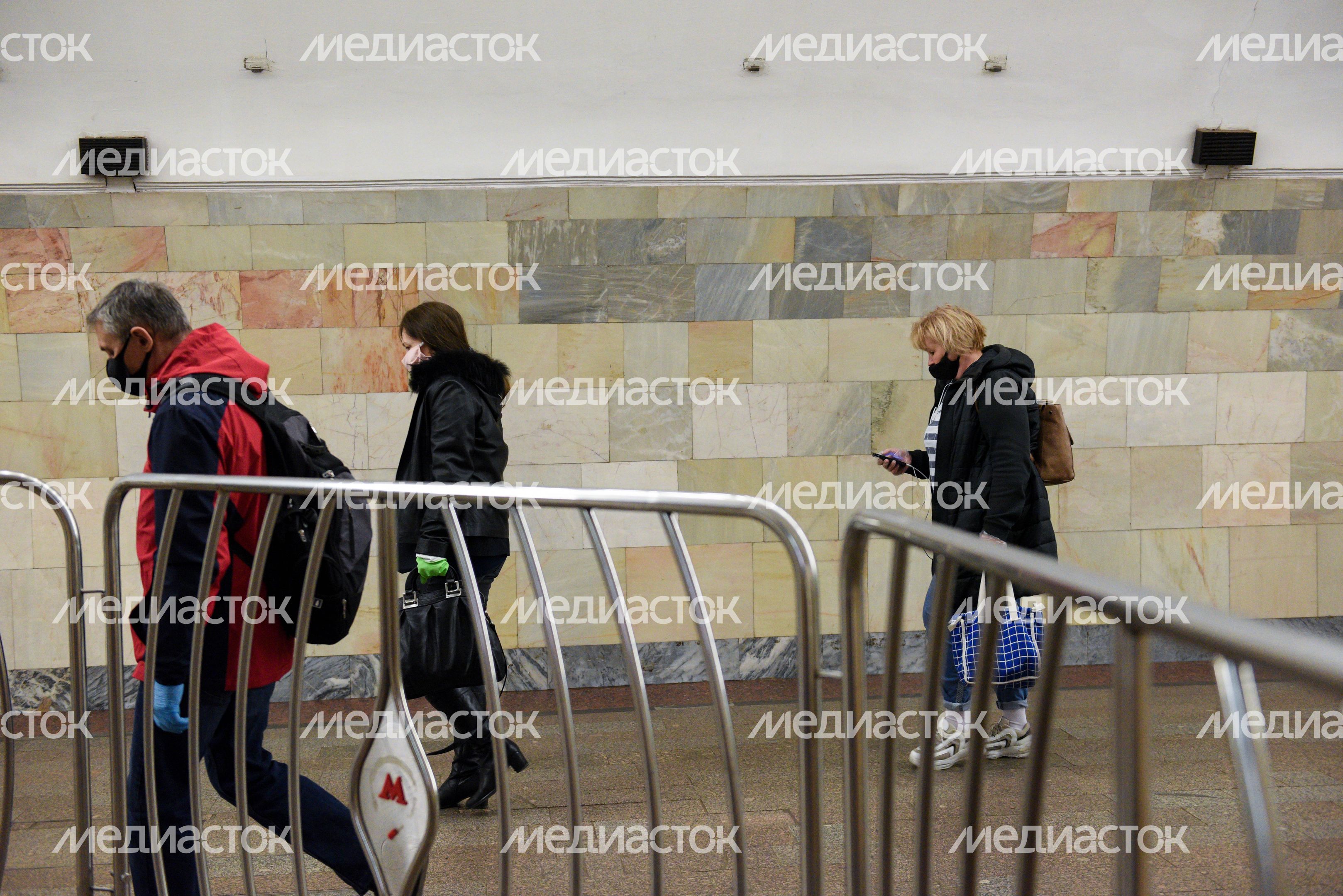 Московский регион во время «масочного режима» в связи с угрозой распространения коронавируса Московский регион во время «масочного режима» в связи с угрозой распространения коронавируса