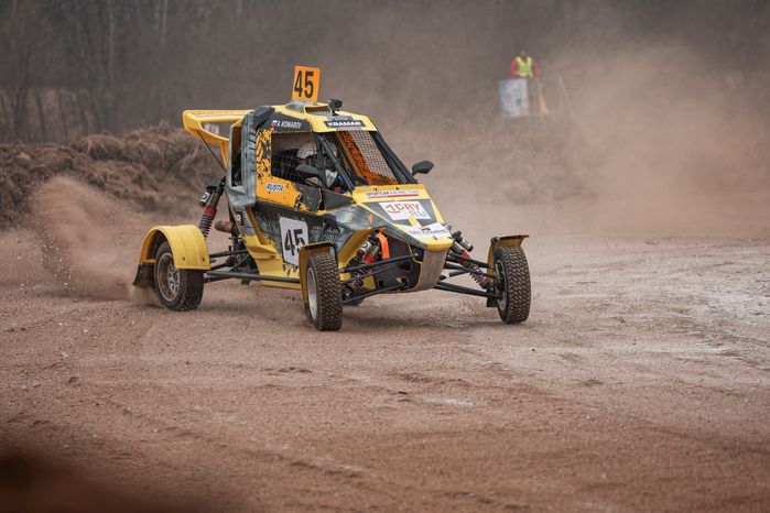 Гонки по кроссу на автомобилях и багги на Кубок Kramar Motorsport в Раменском округе