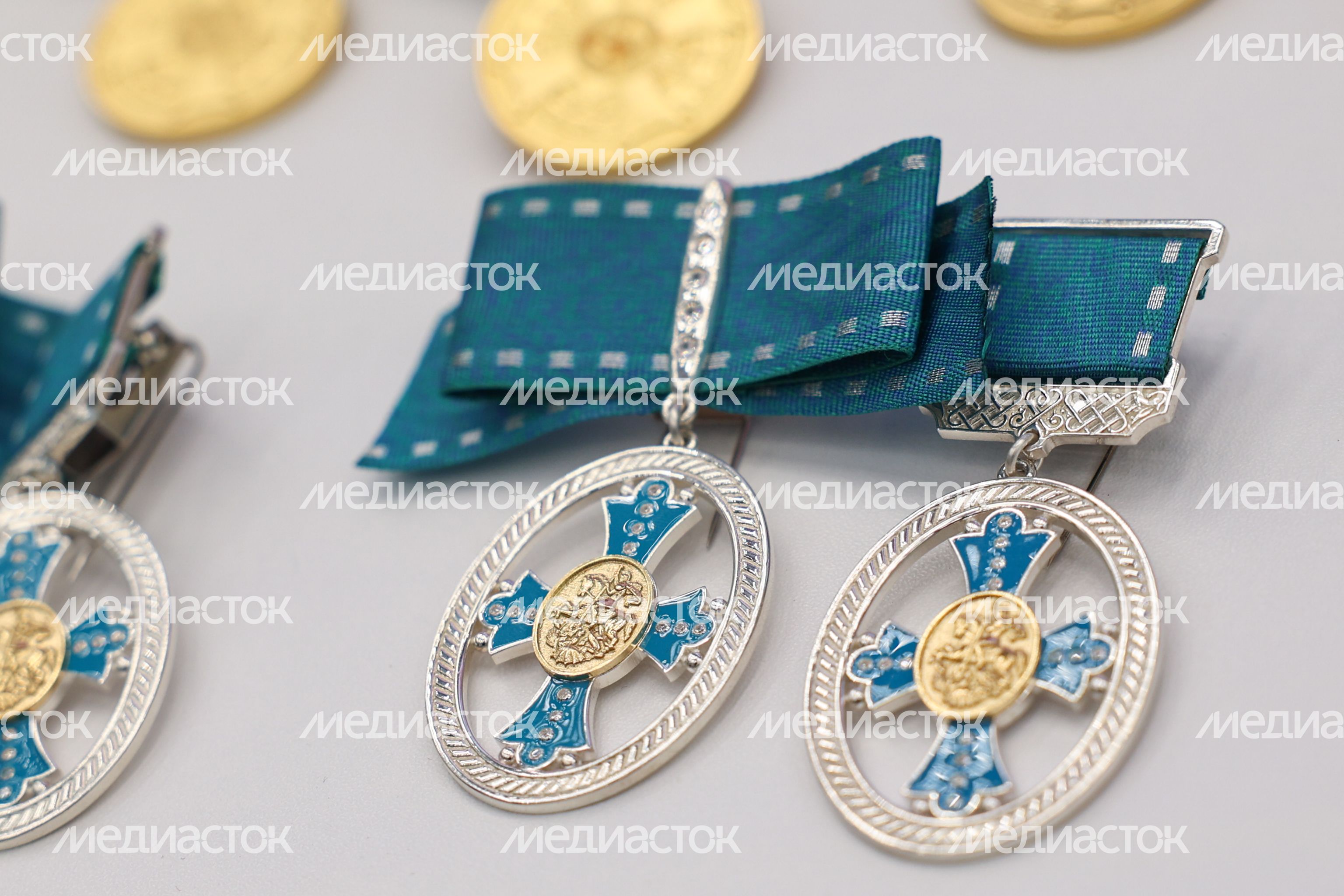 Знак "Материнская слава" Знак "Материнская слава"