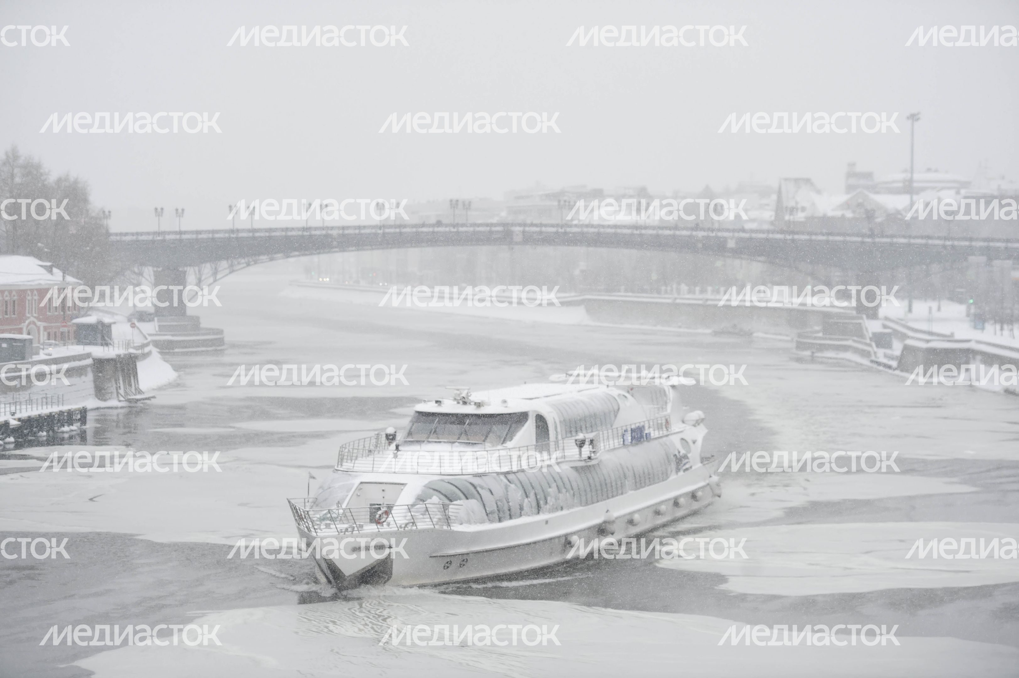 Рекордный снегопад в Москве и Подмосковье