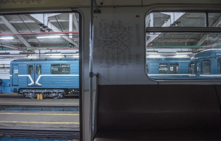 Кварцевание и мытье вагонов метро