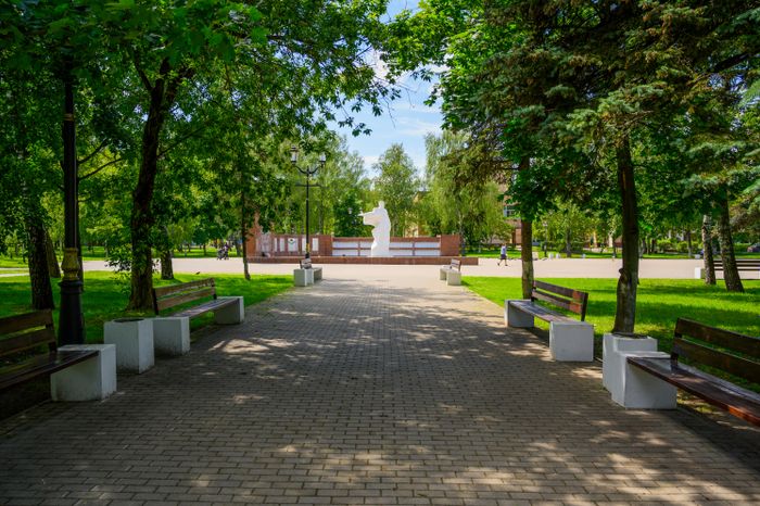 Мемориал «Вечная память воинам-купавинцам, павшим в боях за Родину» в сквере Боевой Славы в Старой Купавне