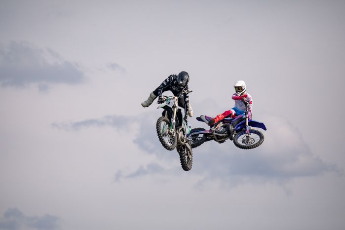 Шоу команды мотофристайла FMX13 в Лобне