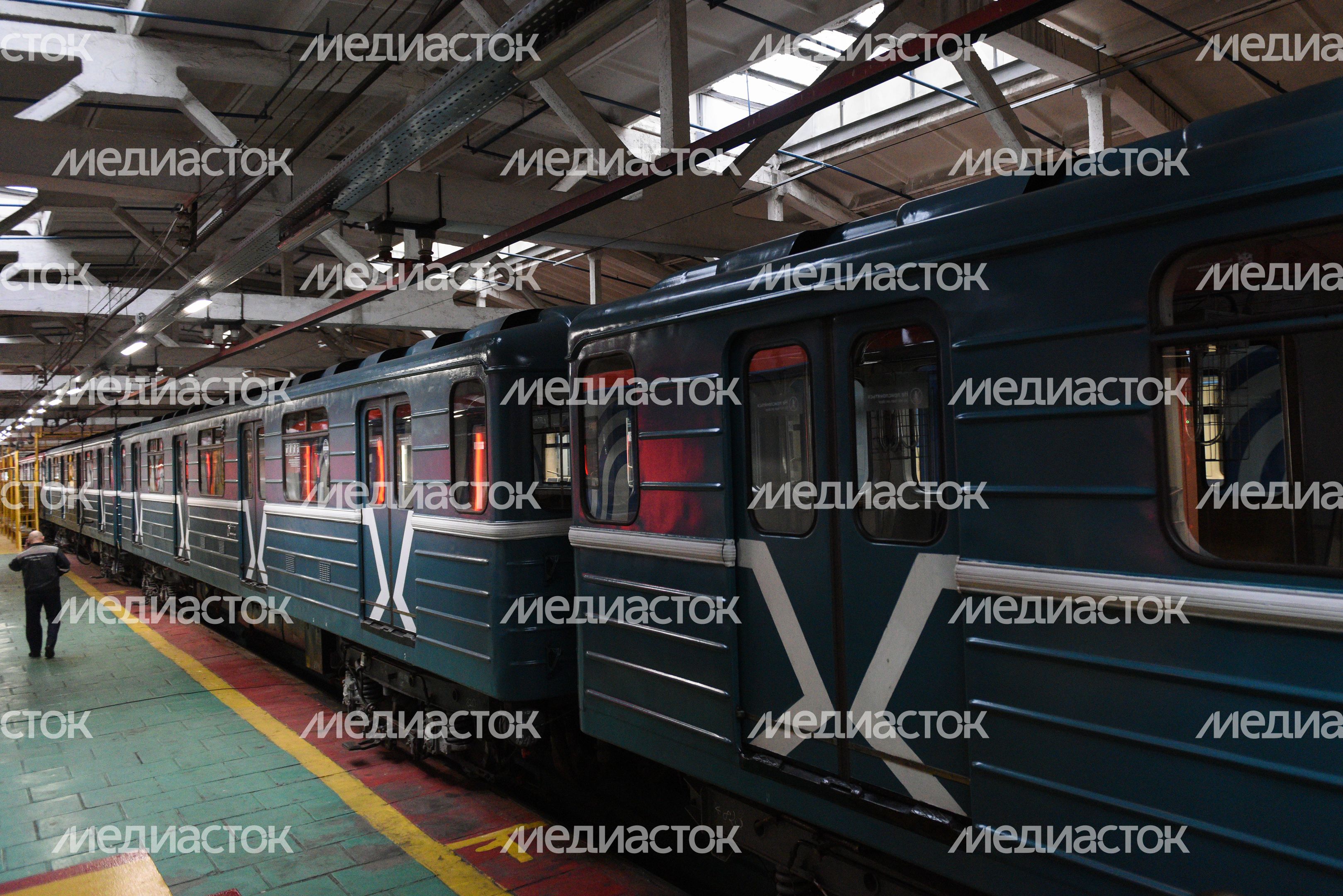 Кварцевание и обеззараживание вагонов метро в Москве
