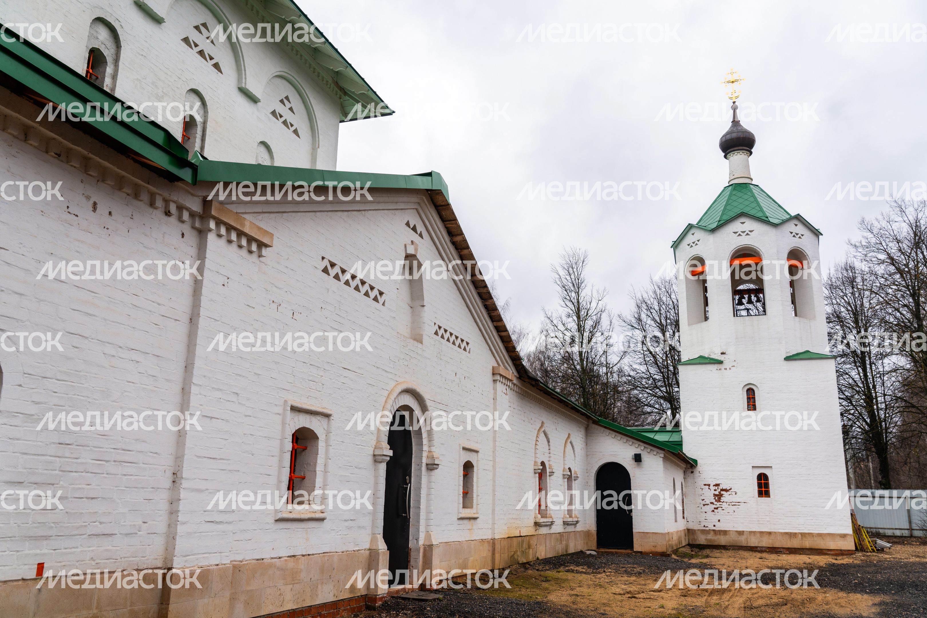 Храм Святых Жен-Мироносиц в Истре
